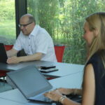 KI-Automatisierung als Dienstleistung für KMUs: Maximalen Mehrwert schaffen durch die richtige Reihenfolge